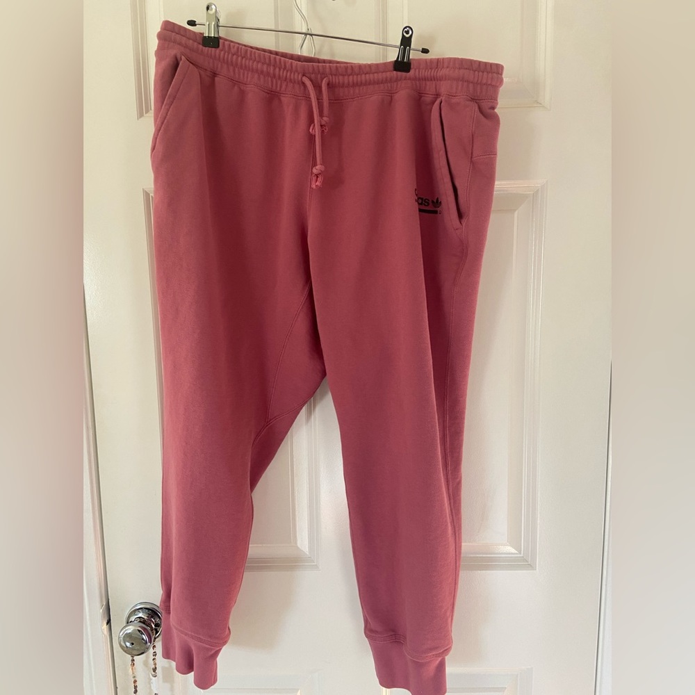 Adidas ORIGINAL KAVAL SWEATPANTS Trace MaroonPink Built For Purpose Pants
